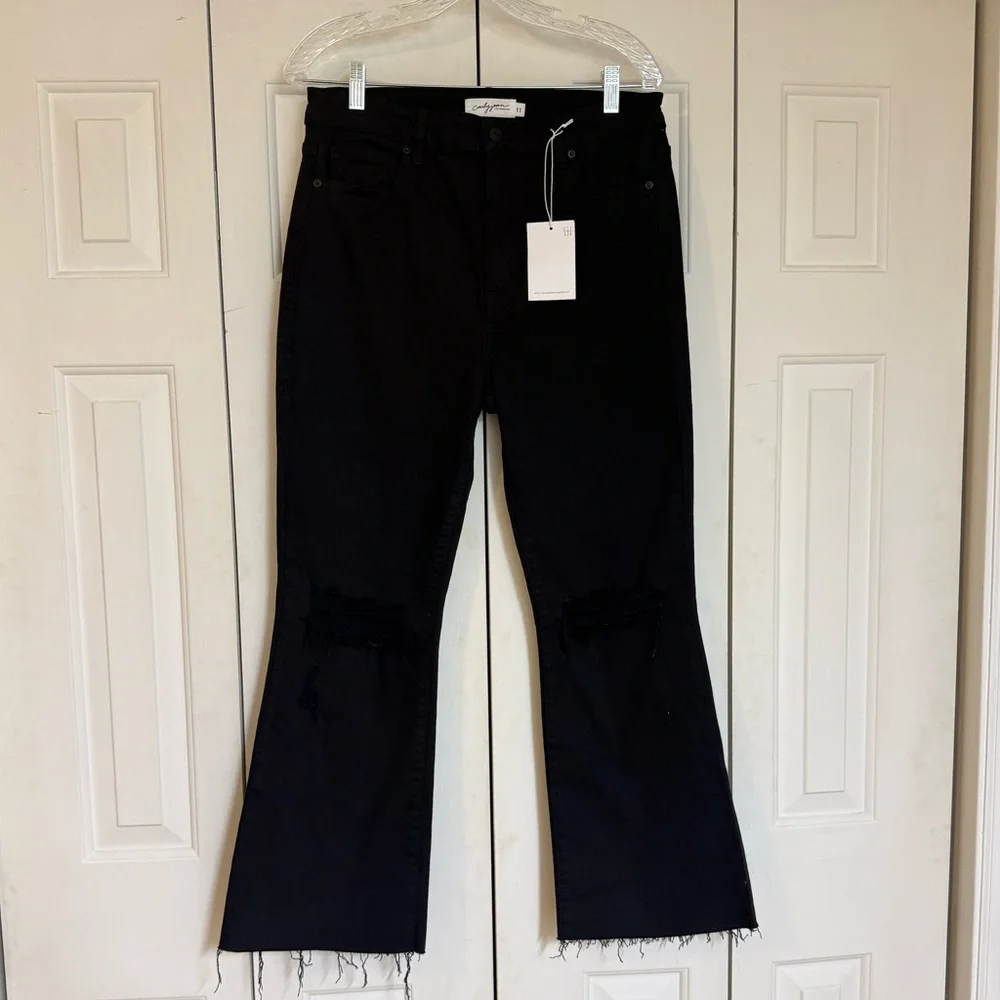 Carly Jean Los Angeles Women’s Kate Slim Distressed Black Jean Feminine Size 11 - Picture 2 of 7